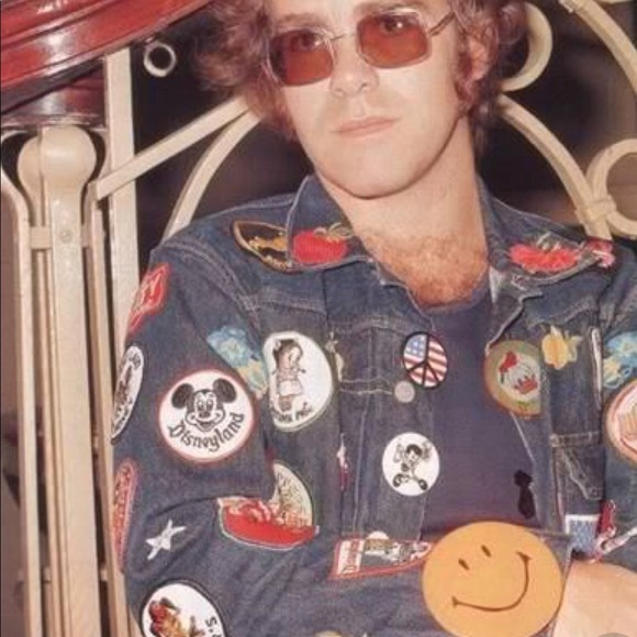 Vintage 1970s smiley face buttons retro pins - Picture 2 of 5